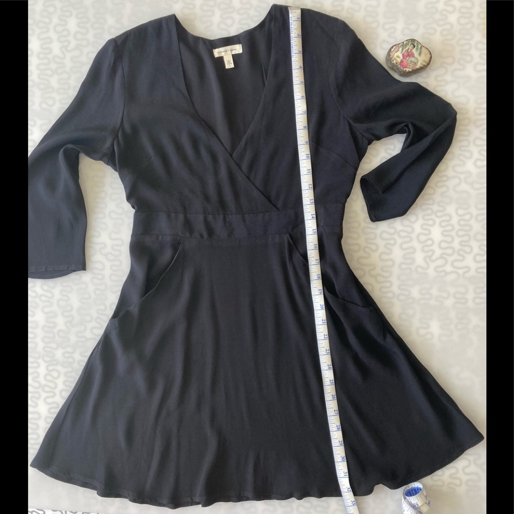 Silence + Noise Black V- Neck dress Urban Outfitters size 4